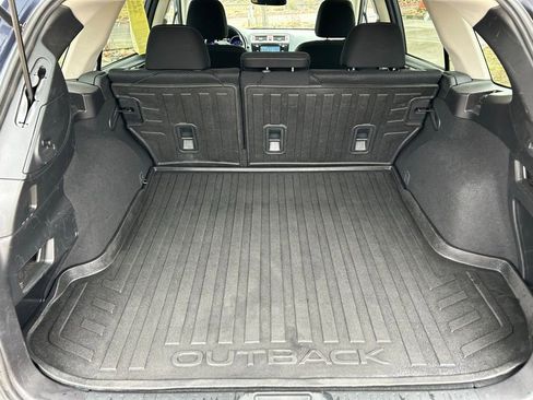 Used 2016 Subaru Outback 2.5i Premium image 26
