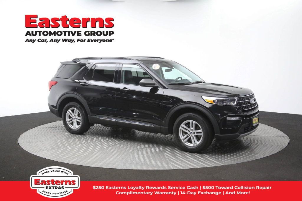 Used 2023 Ford Explorer XLT w/ Equipment Group 202A AWD/4WD image 50