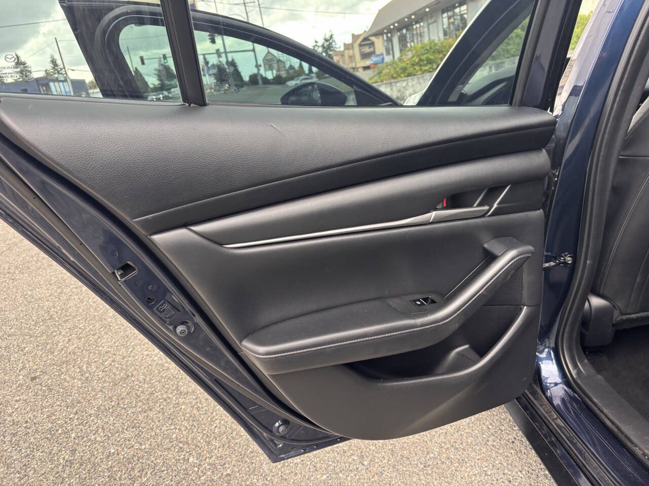 Used 2020 MAZDA MAZDA3 AWD Sedan w/ Select Package image 16