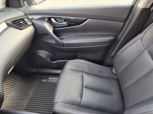 Used 2017 Nissan Rogue Sport SL w/ SL Premium Package image 26