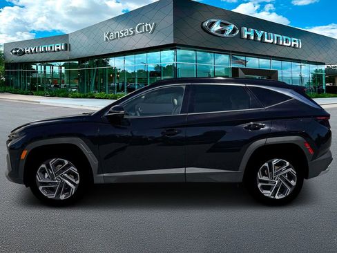 New 2026 Hyundai Tucson Limited AWD/4WD image 3