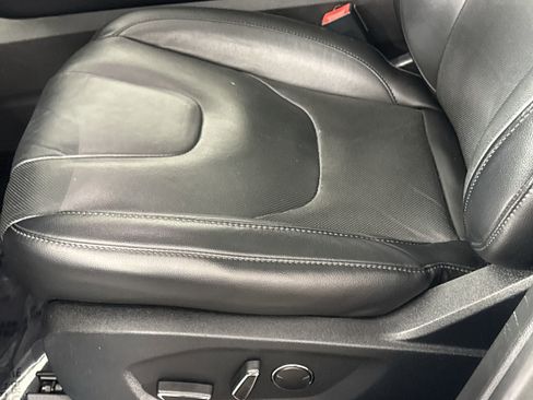 Used 2017 Ford Edge Titanium w/ Equipment Group 301A image 16