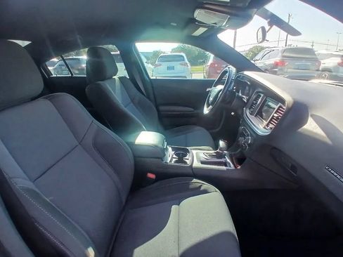 Used 2019 Dodge Charger SXT w/ Blacktop Package RWD image 23