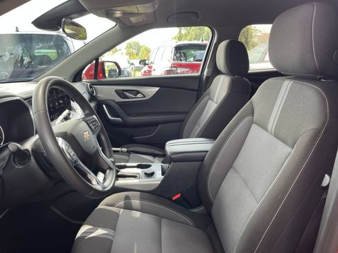 Used 2025 Chevrolet Blazer LT FWD image 26