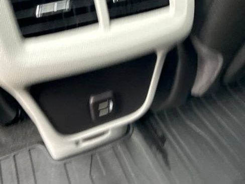 Used 2023 GMC Terrain SLT w/ Infotainment Package II AWD/4WD image 26