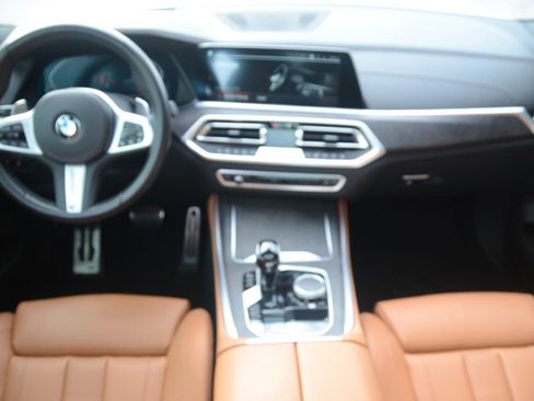 Used 2022 BMW X5 sDrive40i w/ M Sport Package image 17