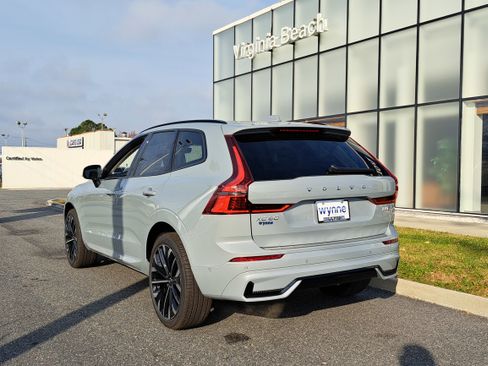 New 2026 Volvo XC60 B5 Ultra w/ Protection Package Premier image 4