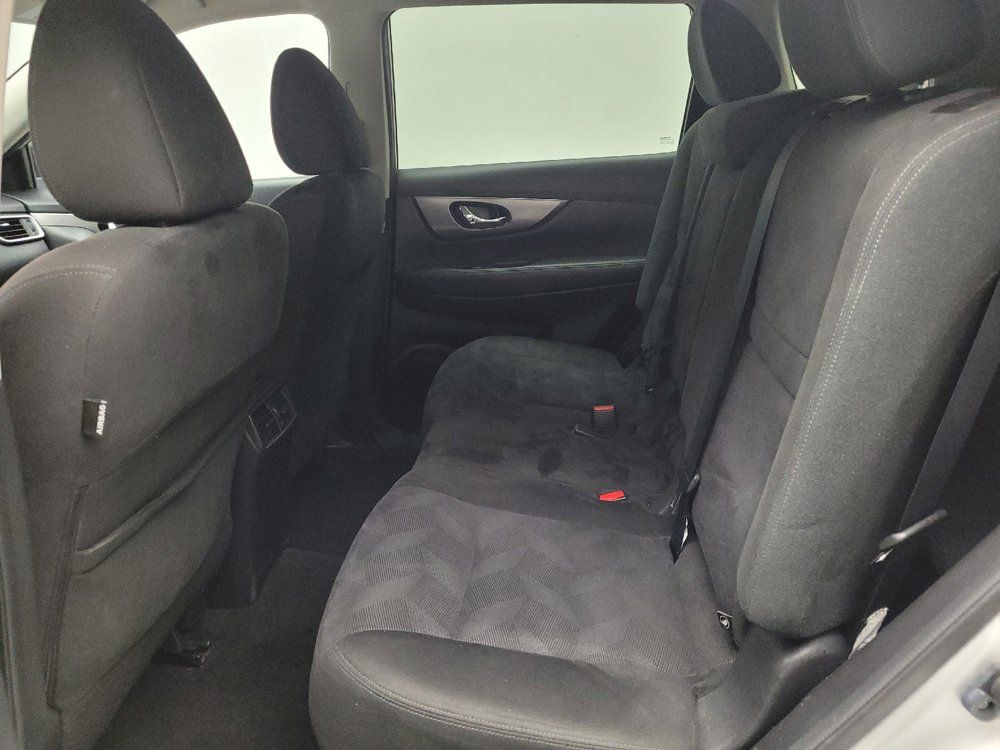 Used 2015 Nissan Rogue SV AWD/4WD image 18