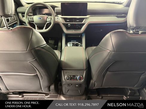 Used 2025 Ford Explorer ST-Line w/ Premium Package RWD image 36