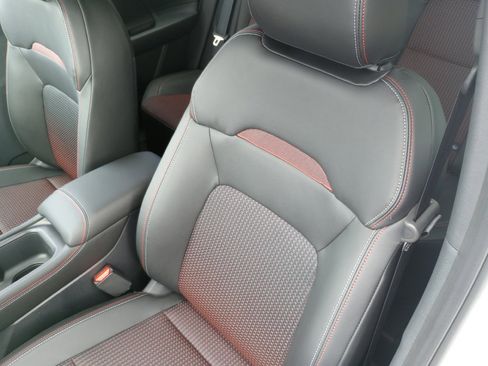 New 2026 Nissan Kicks SR w/ Cold Weather Package FWD image 9