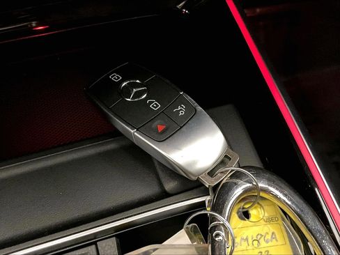 Certified 2022 Mercedes-Benz GLA 250 Black image 12