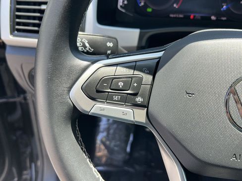 Used 2023 Volkswagen Atlas SE w/ Panoramic Sunroof Package AWD/4WD image 33
