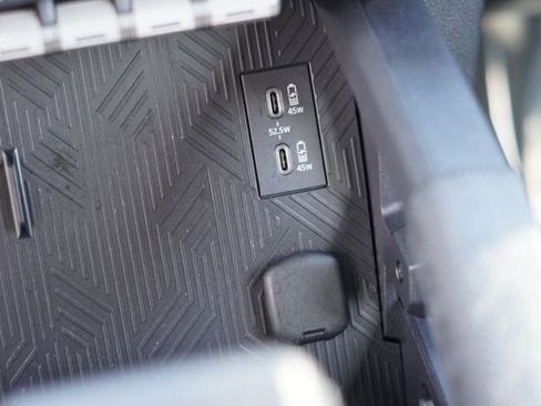 Certified 2025 Toyota 4Runner SR5 image 32