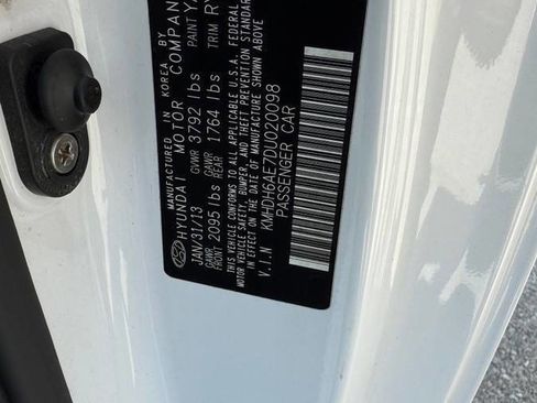 Used 2013 Hyundai Elantra image 7