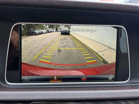 Used 2016 Mercedes-Benz E 350 4MATIC Sedan w/ Parking Assist Package image 26