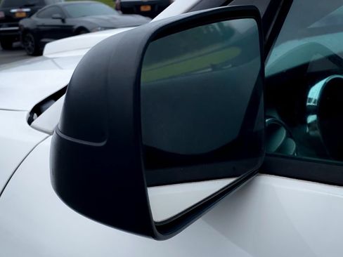 Used 2007 Ford Mustang GT RWD image 17