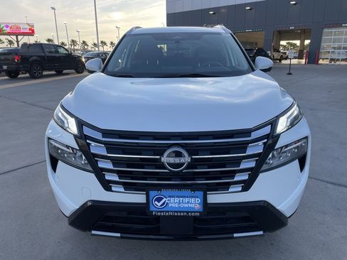 Used 2024 Nissan Rogue Platinum w/ Platinum Premium Package image 6