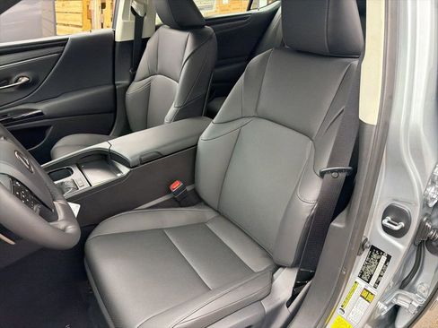 New 2025 Lexus ES 350 w/ Premium Package image 17