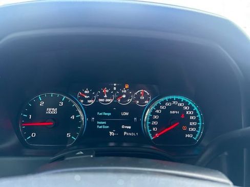 Used 2017 GMC Sierra 2500 Denali w/ Duramax Plus Package AWD/4WD image 25