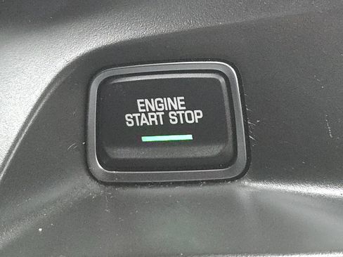 Used 2019 Chevrolet Camaro LT image 17