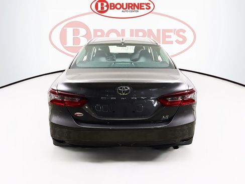 Used 2022 Toyota Camry LE AWD/4WD image 7