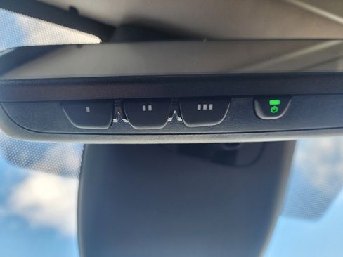 Used 2020 Toyota Highlander XLE image 53