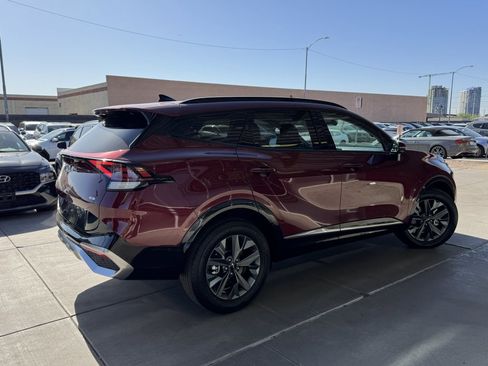 Used 2023 Kia Sportage SX Prestige image 4