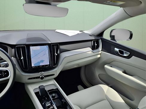 Used 2025 Volvo XC60 T8 Plus w/ Climate Package image 8