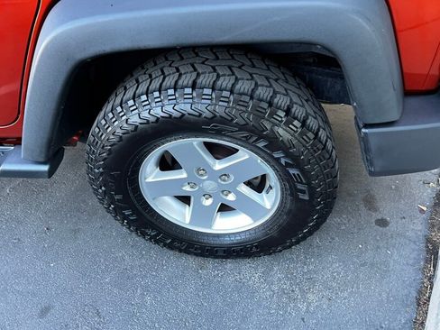 Used 2014 Jeep Wrangler Unlimited Sport w/ Quick Order Package 24S AWD/4WD image 13