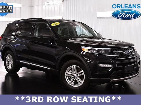 Used 2022 Ford Explorer XLT w/ Equipment Group 202A image 1
