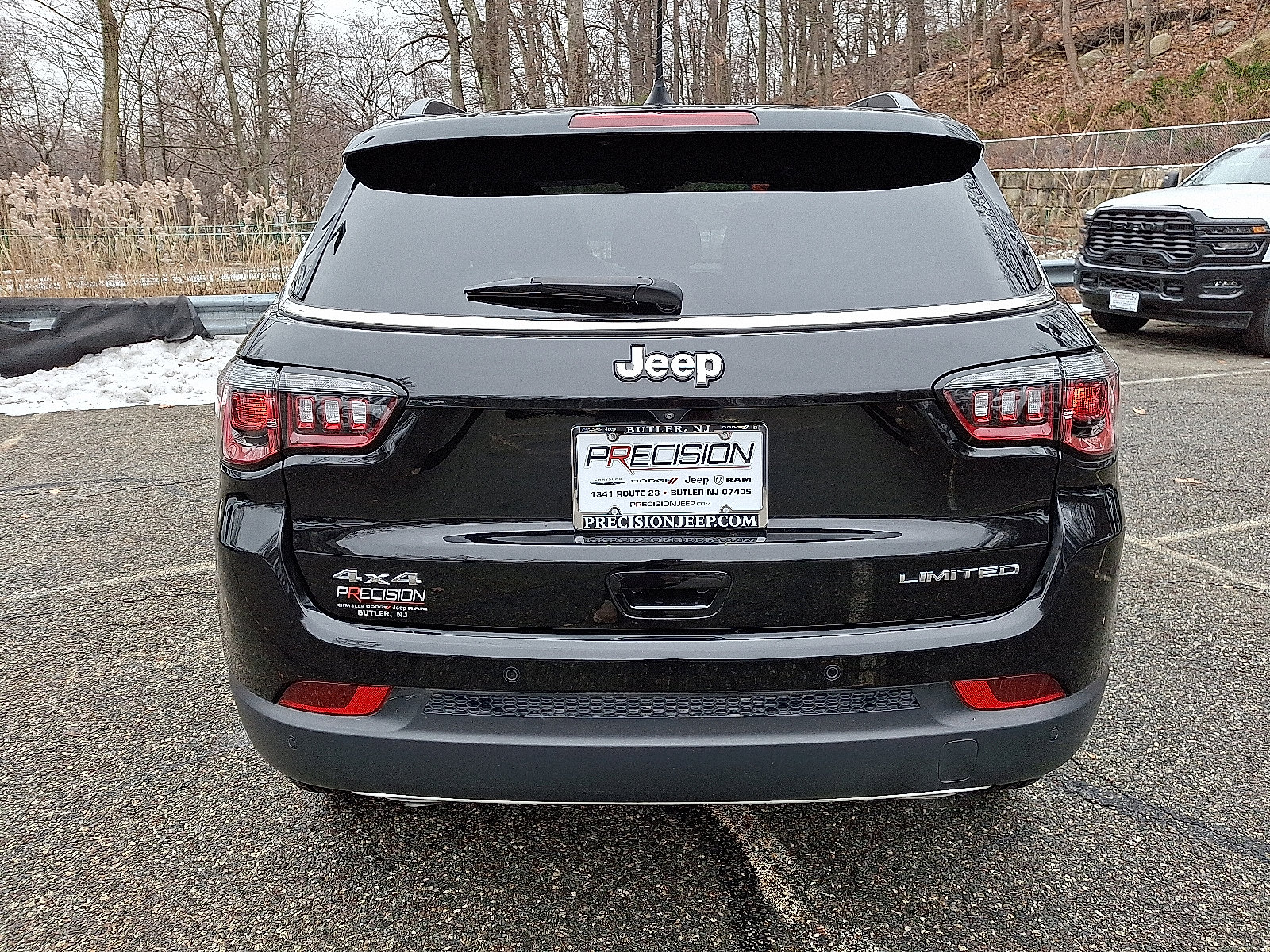 Certified 2023 Jeep Compass Limited AWD/4WD image 6