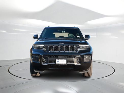 New 2025 Jeep Grand Cherokee Overland image 4
