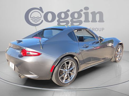 Used 2017 MAZDA MX-5 Miata RF Grand Touring RWD image 5