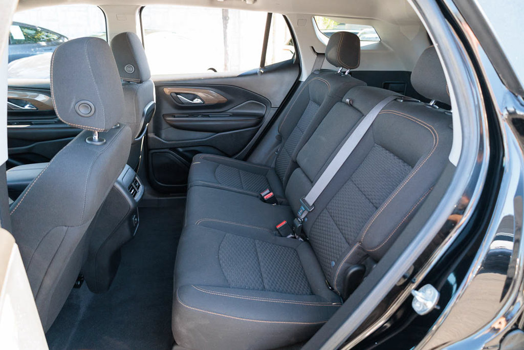 Used 2021 GMC Terrain SLE w/ Driver Convenience Package FWD image 31