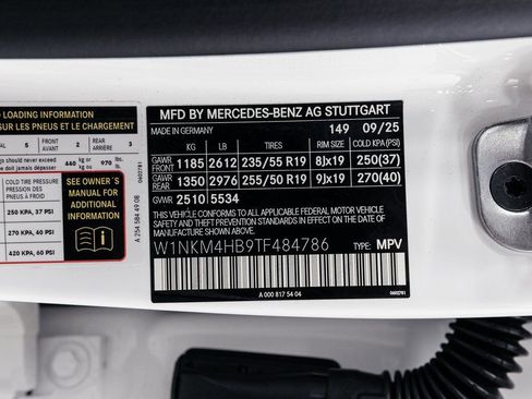 Certified 2026 Mercedes-Benz GLC 300 4MATIC image 39