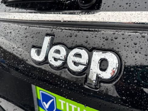 Used 2022 Jeep Compass Limited w/ Sun and Sound Group AWD/4WD image 31