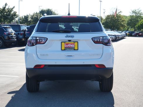 New 2026 Jeep Compass Limited w/ Sun, Sound & Navigation Group AWD/4WD image 27