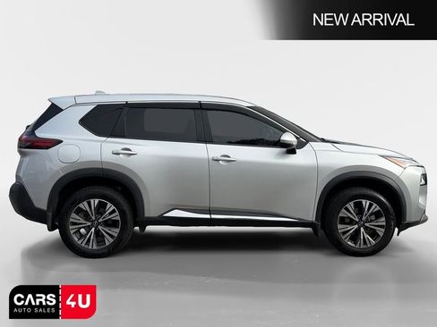 Used 2022 Nissan Rogue SV image 8