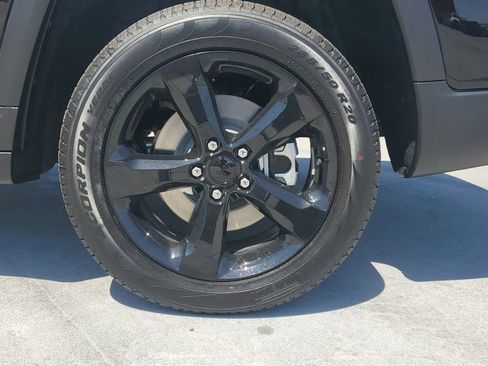 New 2025 Jeep Grand Cherokee L Limited w/ Black Appearance Package image 7