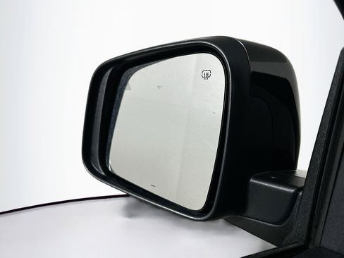 Used 2025 Dodge Durango GT image 16