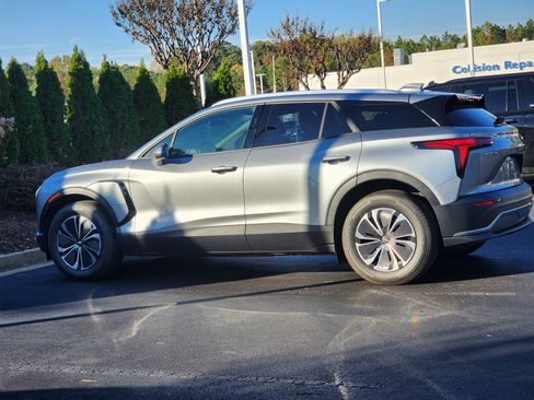 New 2026 Chevrolet Blazer EV LT image 8