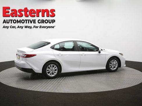 Used 2025 Toyota Camry LE FWD image 46