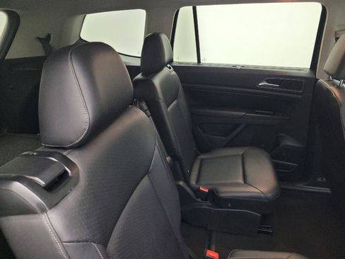 Used 2019 Volkswagen Atlas SEL FWD image 19