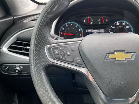 Used 2024 Chevrolet Malibu LT FWD image 23