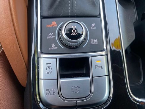 Used 2024 Kia Telluride EX X-Line AWD/4WD image 33