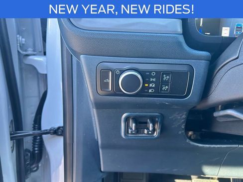 New 2026 Ford Maverick Lariat w/ Black Appearance Package image 16