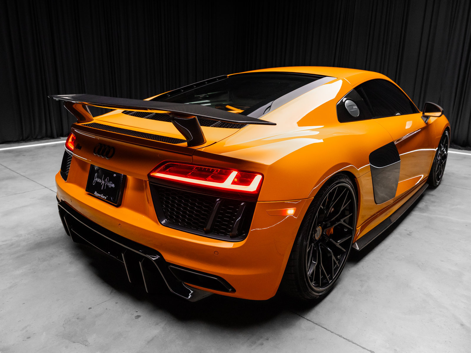 Used 2017 Audi R8 V10 plus AWD/4WD image 40