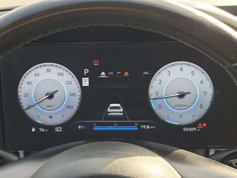 Used 2024 Hyundai Elantra Limited FWD image 21