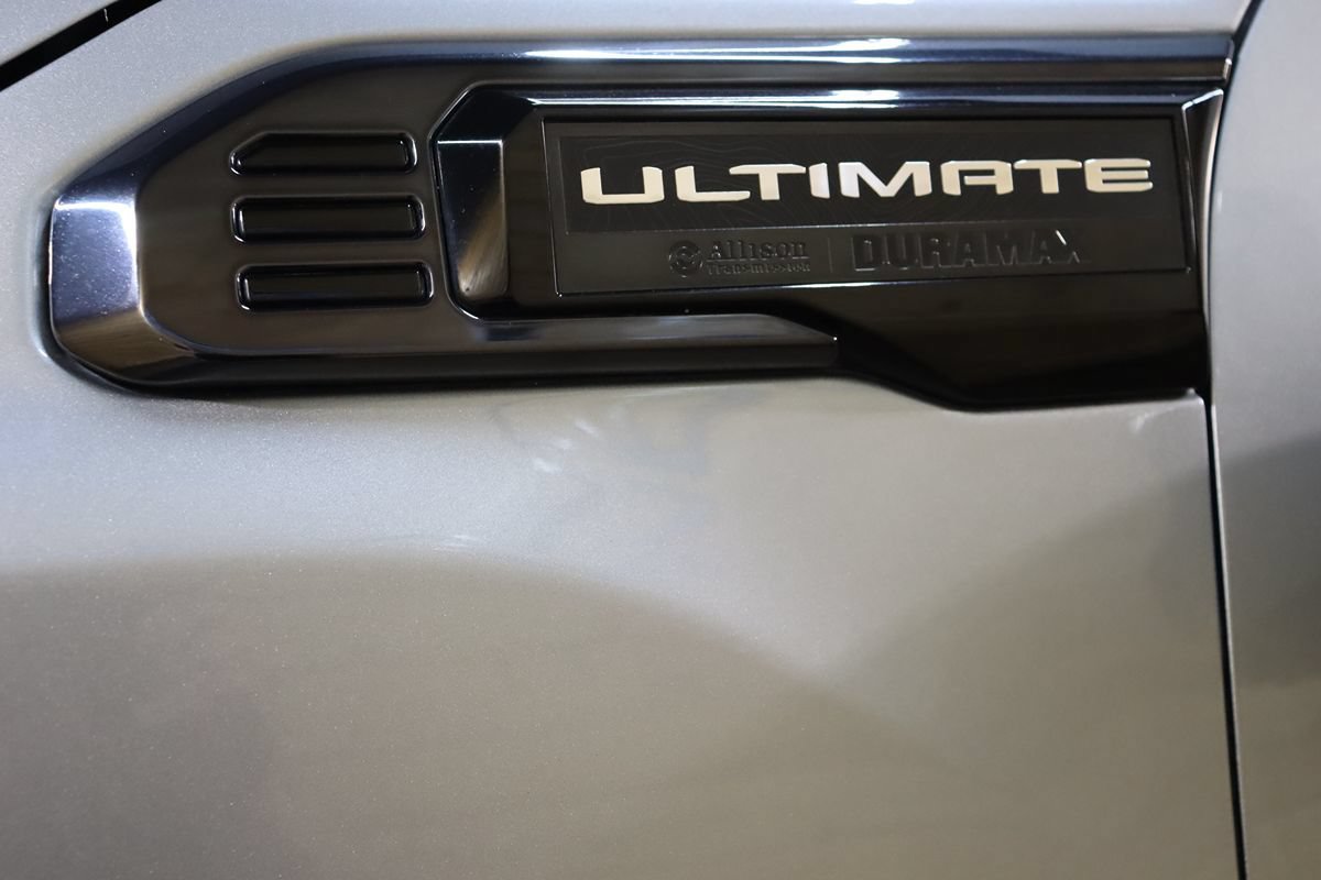 Used 2024 GMC Sierra 2500 Denali Ultimate AWD/4WD image 19