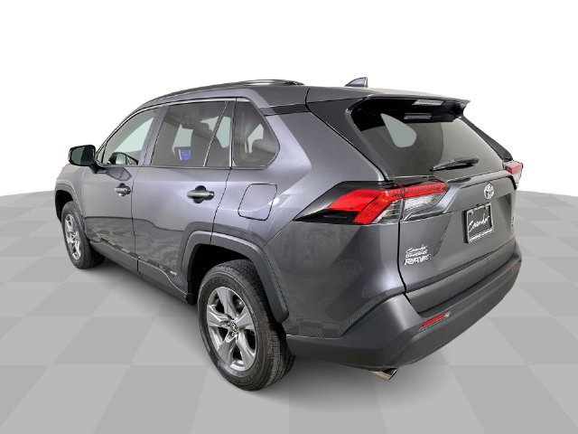 Used 2025 Toyota RAV4 LE AWD/4WD image 6
